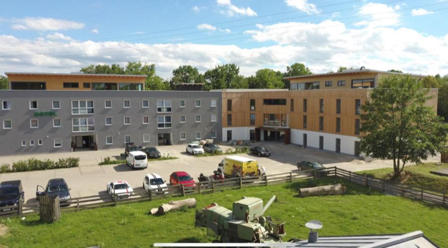 Hotel Am Interpark Großmehring Zewnętrze zdjęcie